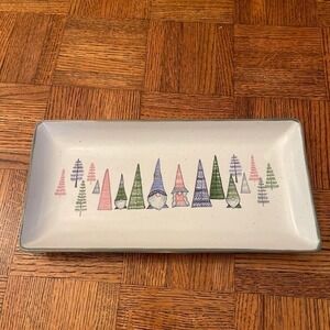 Peppermint & pine Gnime Christmas platter